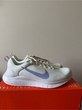Nike Flex Experience Run 12 Summit White DV0746-105 Women’s Size 11.5